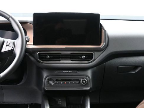 Used 2025 Ford Bronco Sport Outer Banks w/ Outer Banks Tech Package+ image 11