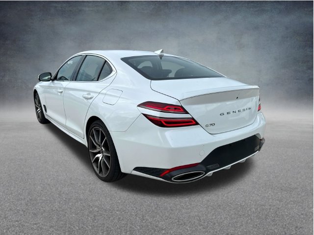 Used 2025 Genesis G70 2.5T RWD image 6