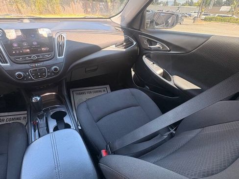 Used 2020 Chevrolet Malibu LT FWD image 20
