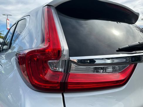 Used 2018 Honda CR-V EX image 10