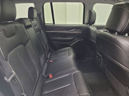 Used 2023 Jeep Grand Cherokee 4WD 4xe image 19
