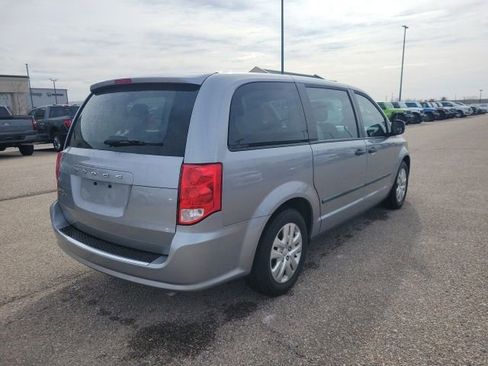 Used 2016 Dodge Grand Caravan American Value Package image 21