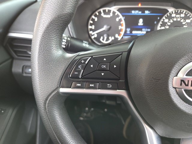 Used 2022 Nissan Altima 2.5 SV FWD image 11