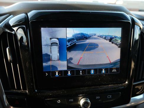 Used 2020 Chevrolet Traverse LT w/ LT Premium Package image 11