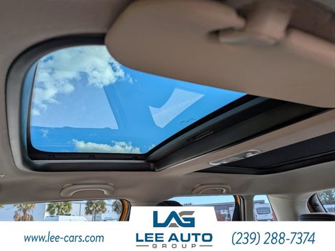 Used 2016 MINI Cooper 4-Door Hardtop image 18