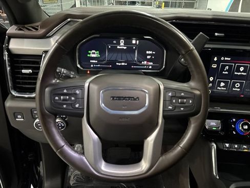 Used 2024 GMC Sierra 2500 Denali w/ Denali Reserve Package AWD/4WD image 21