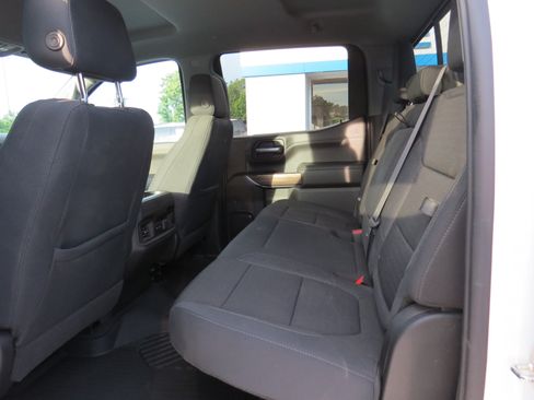 Certified 2020 Chevrolet Silverado 1500 RST AWD/4WD image 15