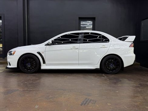 Used 2012 Mitsubishi Lancer Evolution GSR image 5