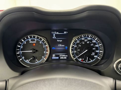 Used 2019 INFINITI Q50 Luxe w/ Essential Package (3.0T Luxe) image 18