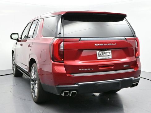 Used 2025 GMC Yukon Denali Ultimate AWD/4WD image 6