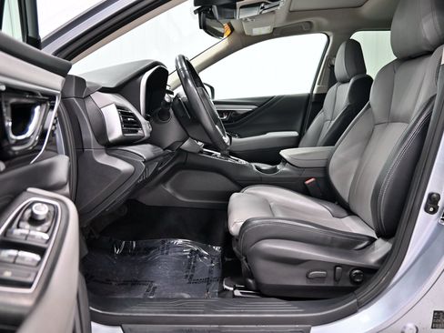 Used 2023 Subaru Outback Limited AWD/4WD image 5