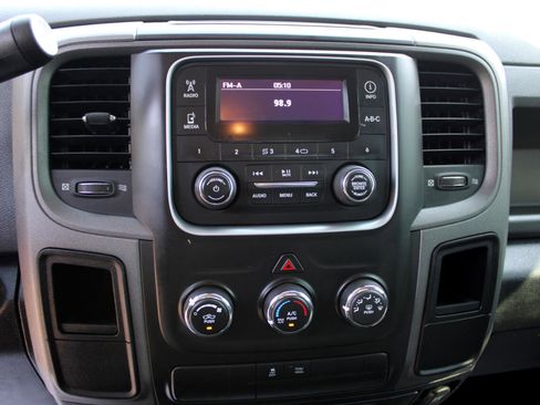 Used 2013 RAM 1500 Express image 21