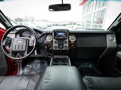 Used 2014 Ford F350 Lariat w/ Lariat Chrome Package image 17