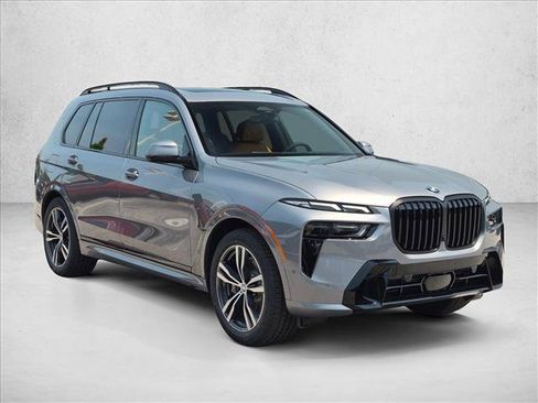 New 2027 BMW X7 xDrive40i w/ M Sport Package AWD/4WD image 7