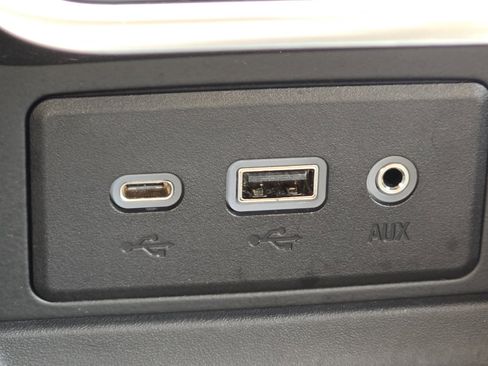 Certified 2021 GMC Terrain SLE w/ Driver Convenience Package image 7