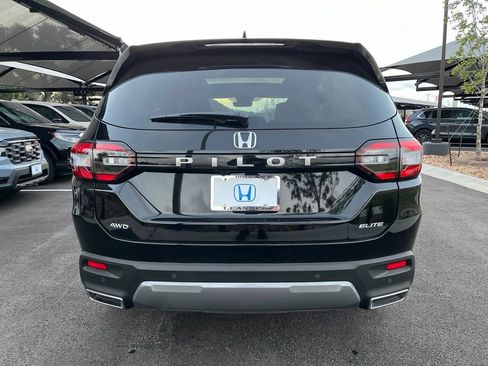 Used 2026 Honda Pilot Elite image 5