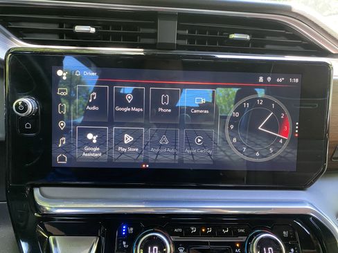 Used 2024 GMC Sierra 1500 Denali Ultimate AWD/4WD image 26