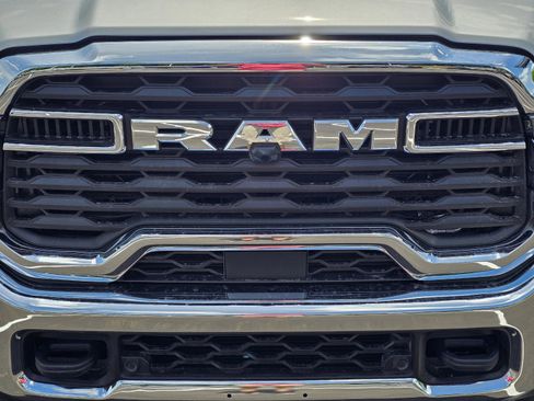 New 2026 RAM 2500 Tradesman AWD/4WD image 3