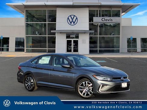 New 2026 Volkswagen Jetta SE FWD image 1