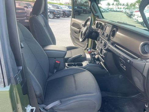 Certified 2020 Jeep Wrangler Sport AWD/4WD image 45