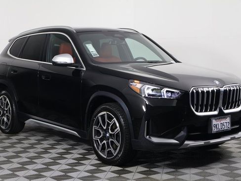 Used 2024 BMW X1 xDrive28i w/ Technology Package AWD/4WD image 3