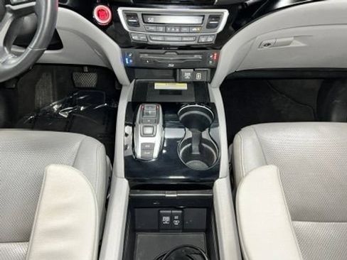 Used 2019 Honda Pilot Elite image 20