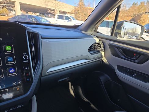 Used 2025 Subaru Forester Premium w/ Convenience Package #1 image 25