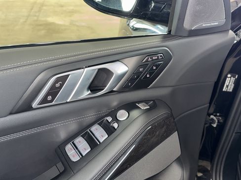 Certified 2025 BMW X7 xDrive40i w/ Executive Package image 18