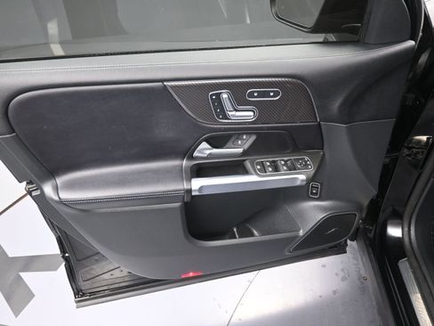 Used 2023 Mercedes-Benz GLB 35 AMG 4MATIC image 13