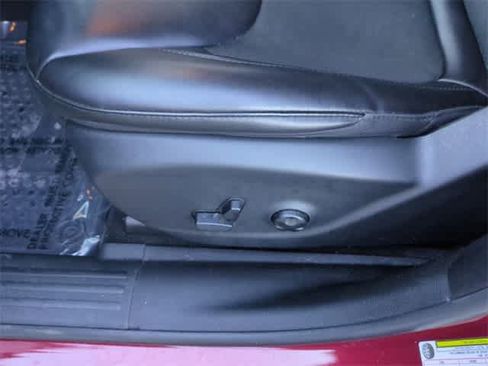 Used 2020 Jeep Cherokee Latitude Plus image 18