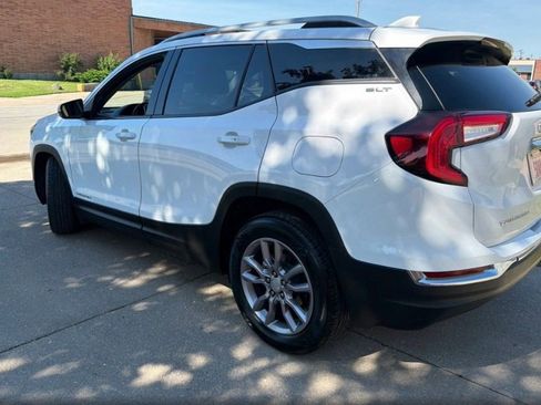 Used 2022 GMC Terrain SLT FWD image 8