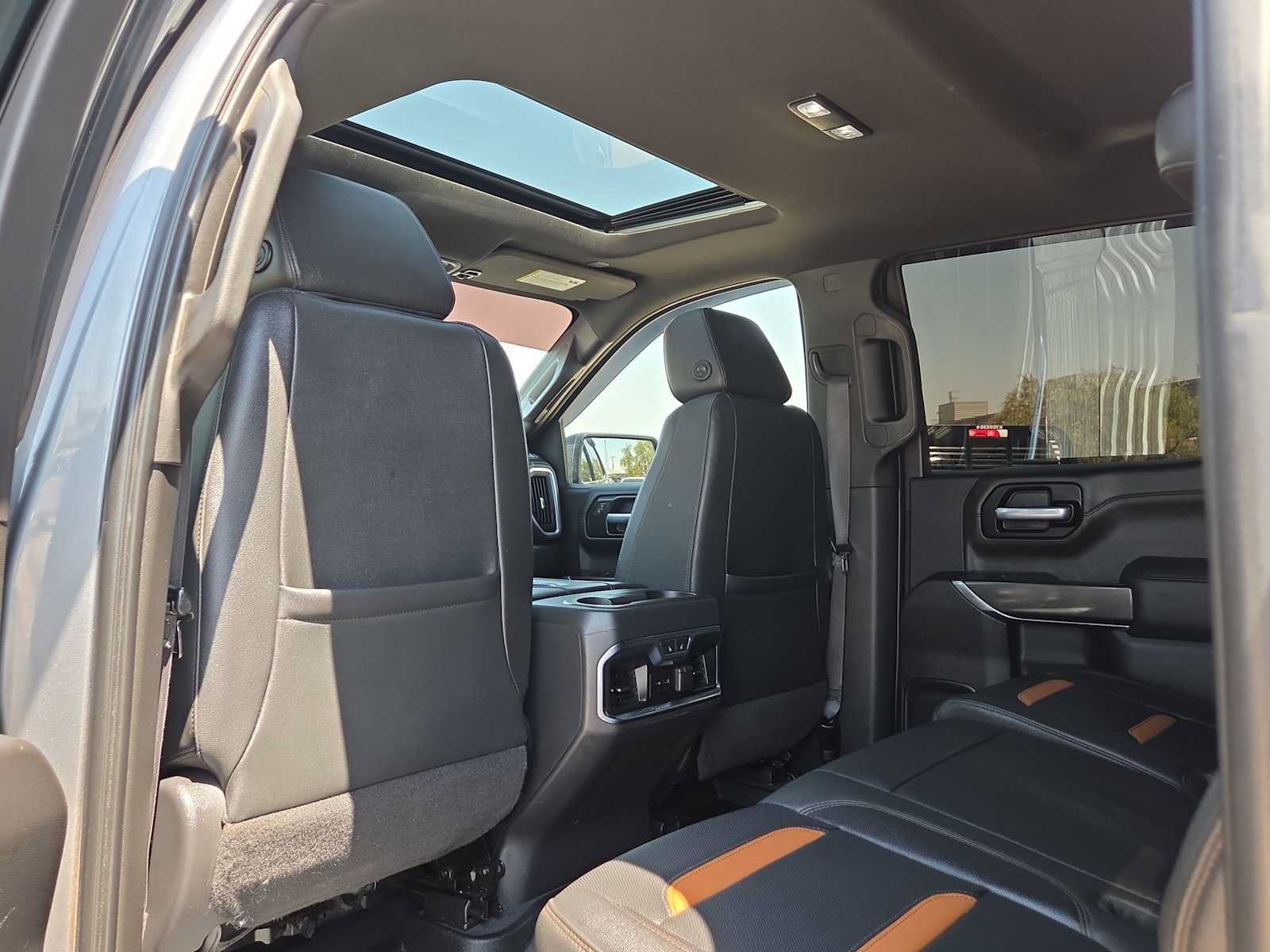 Used 2021 GMC Sierra 1500 AT4 w/ AT4 Premium Package AWD/4WD image 16