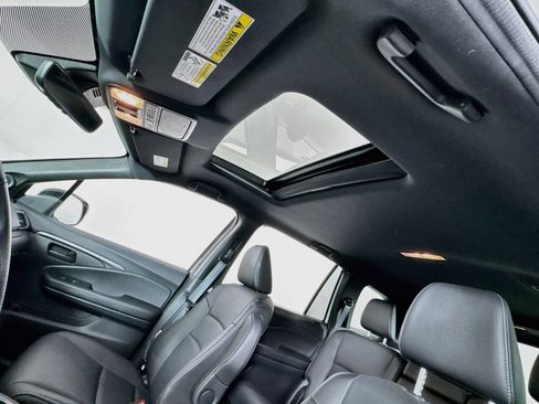 Used 2023 Honda Passport EX-L image 15