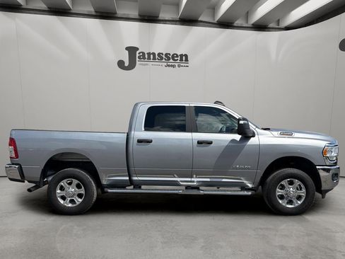 Used 2024 RAM 2500 Big Horn w/ Bed Utility Group AWD/4WD image 6