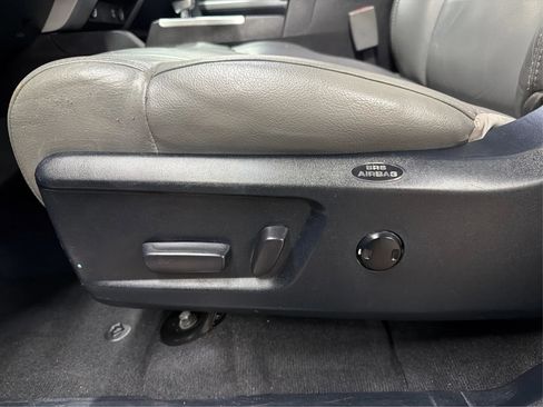 Used 2015 Toyota Tundra Limited RWD image 32