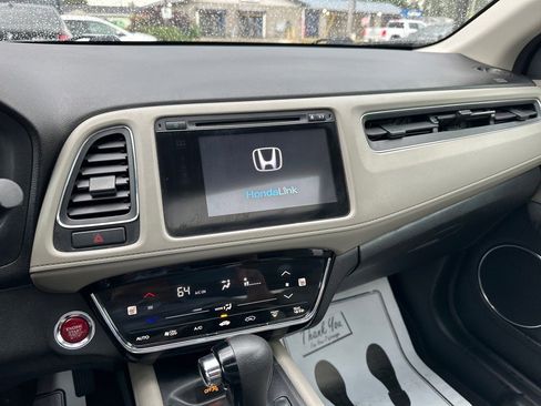 Used 2017 Honda HR-V EX image 24
