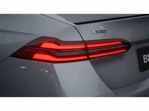 New 2026 BMW 540i xDrive AWD/4WD image 8