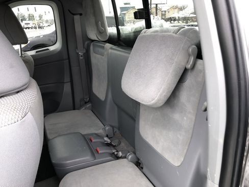 Used 2011 Toyota Tacoma 4x4 Access Cab image 11