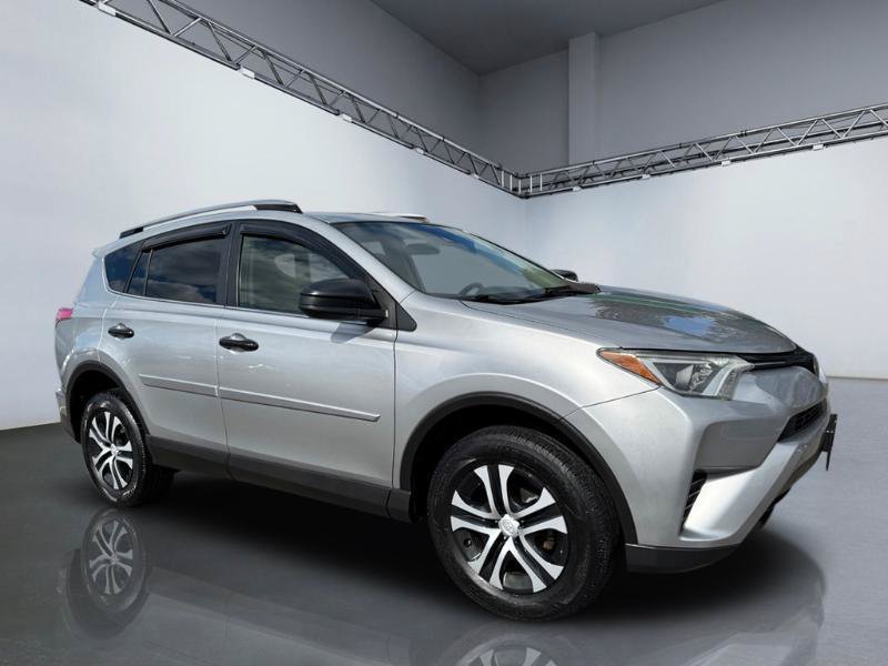 Used 2018 Toyota RAV4 LE w/ All Weather Liner Package AWD/4WD image 9