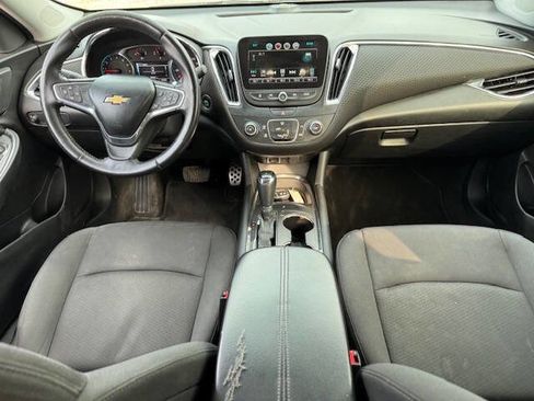 Used 2016 Chevrolet Malibu LT image 19