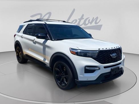 Used 2023 Ford Explorer ST w/ Equipment Group 401A AWD/4WD image 2