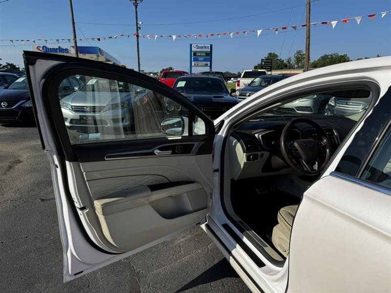 Used 2017 Ford Fusion Platinum AWD/4WD image 20