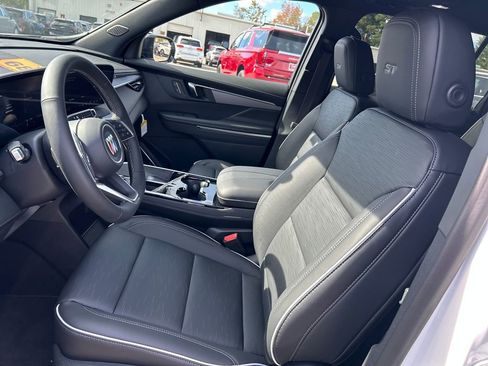 New 2026 Buick Enclave Sport Touring image 15