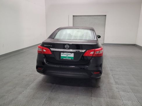 Used 2016 Nissan Sentra S FWD image 7
