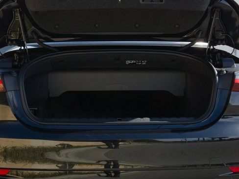 Used 2025 BMW 430i Convertible w/ Convenience Package image 23