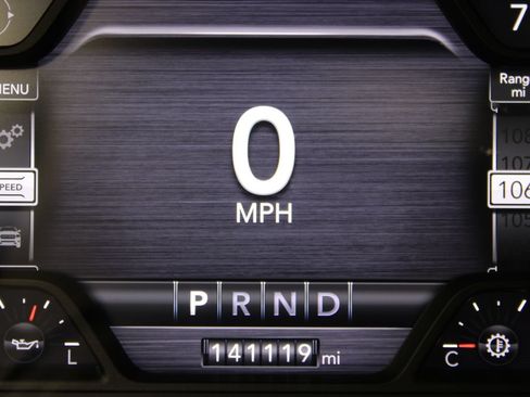 Used 2019 RAM 1500 Laramie AWD/4WD image 18