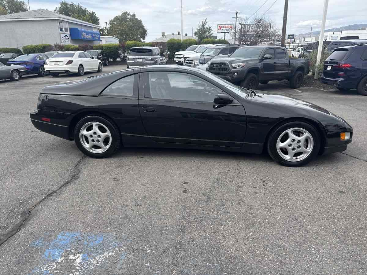 Used 1991 Nissan 300ZX 2+2 Hatchback RWD image 5