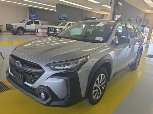 Used 2023 Subaru Outback AWD/4WD image 1