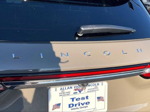 Used 2025 Lincoln Corsair Reserve FWD image 25