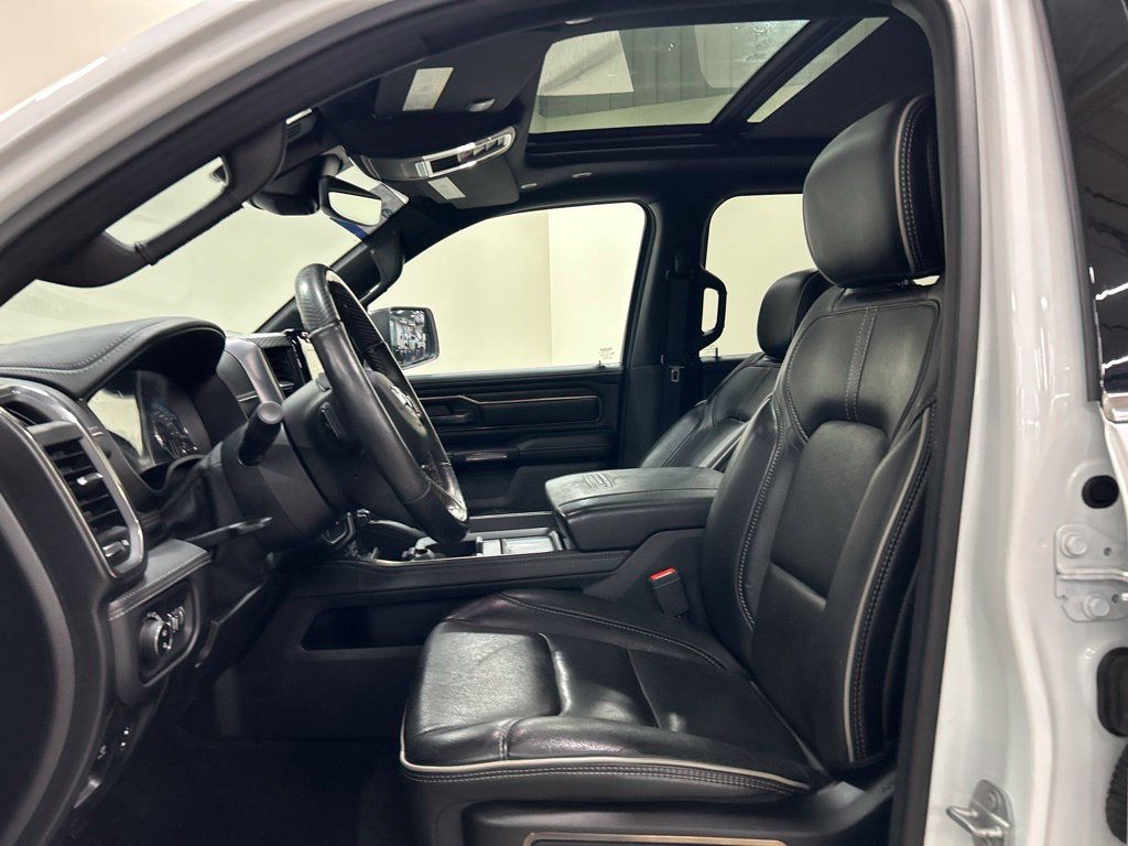 Used 2019 RAM 1500 Limited AWD/4WD image 10